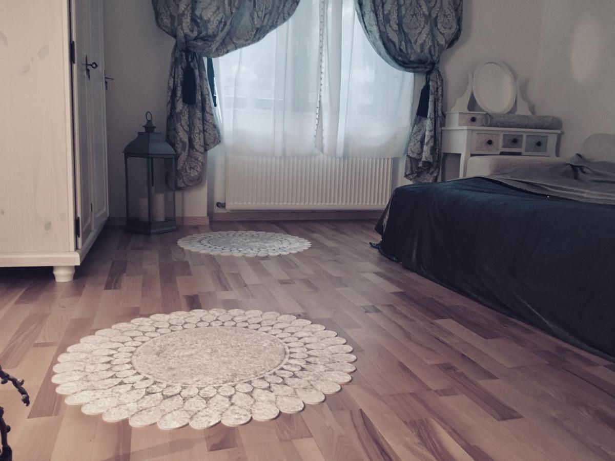 Lux Ultracentral Cluj-Napoca Exteriör bild